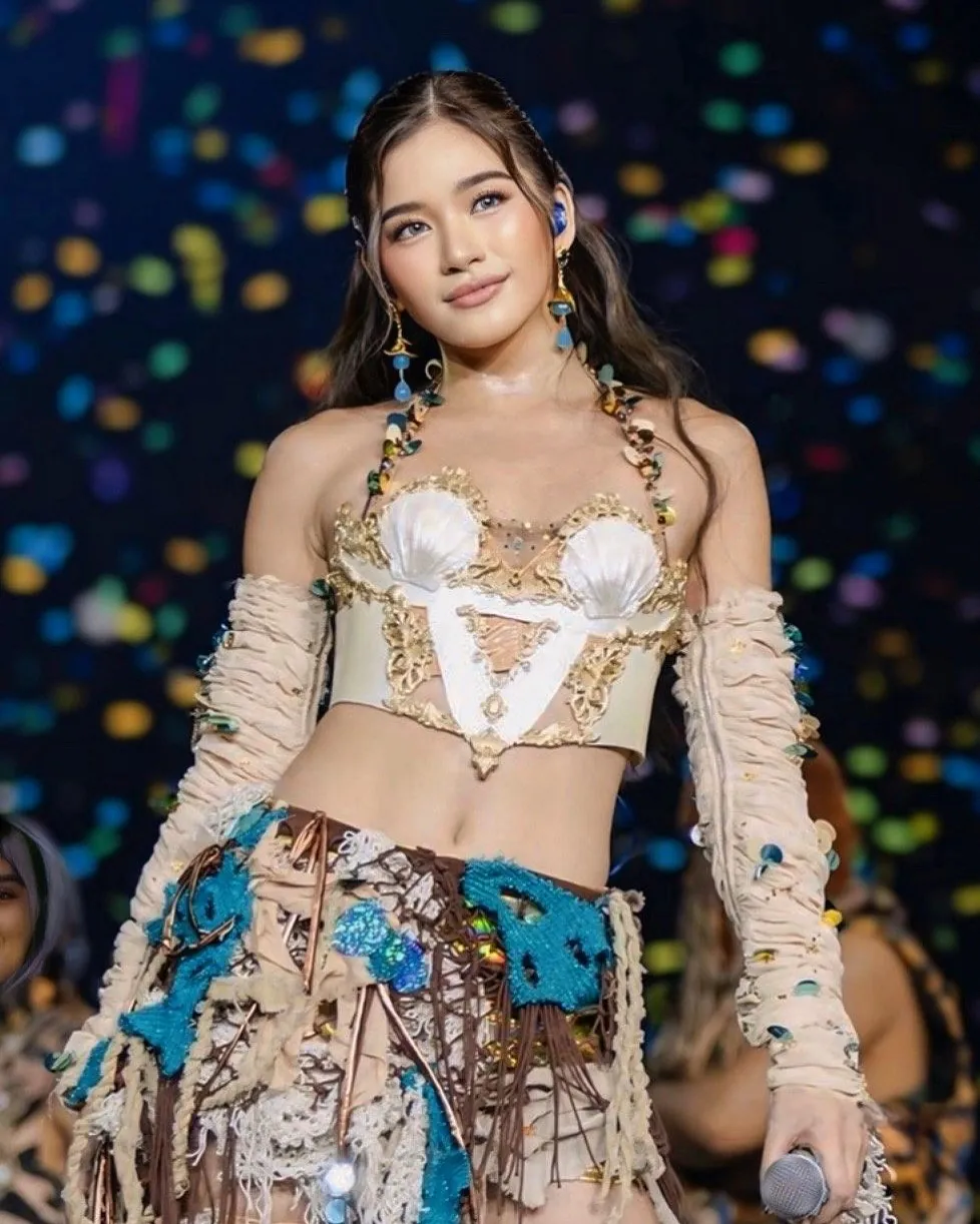 Maraiah Arceta (Bini Aiah) - maraiah-arceta-bini-aiah-sexy-39.webp